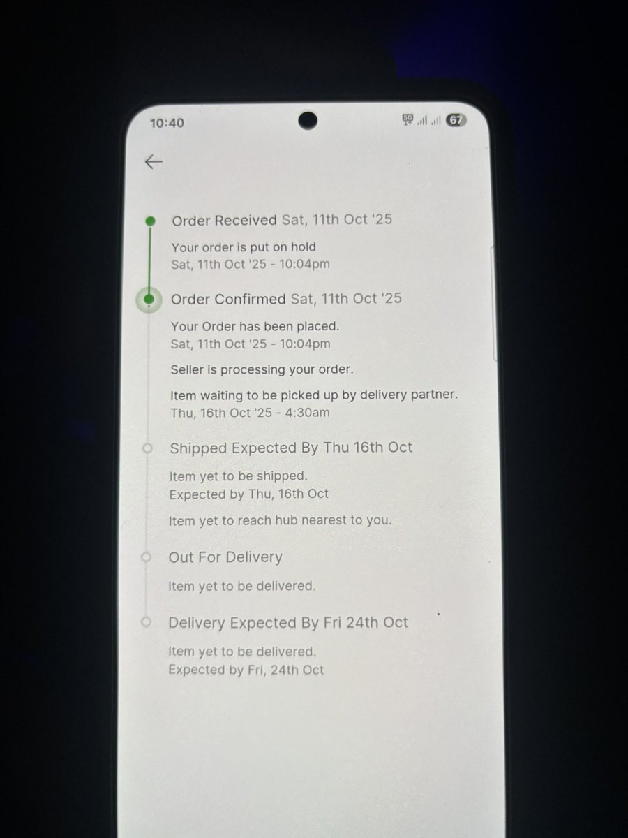 sureshstrom446's tweet photo. @flipkartsupport @Flipkart I had ordered a phone two days ago. When the delivery boy delivered it to me today and opened it, the phone was broken. I have requested a return, another 10-12 days for a replacement. I needed the phone urgently. What kind of process is this?" https://t.co/9LfwhmFh8c