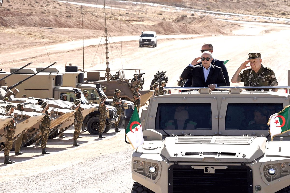 springfield_dz's tweet photo. Le monde entier parle des 25 milliards de dollars de budget militaire de l'Algérie 🇩🇿, et certains qui découvrent que l'Algérie a beaucoup d'argent 🥲. Quelques détails importants:
1- Ce budget, c'est ce que s'autorise l'État à dépenser en un an. Ça ne veut pas dire que cet argent sera systématiquement dépensé dans son intégralité en 2026. D'autant que le paiement des contrats militaires s'étend souvent sur plusieurs années.
2- Il faut rappeler que l'Algérie se situe dans une région sensible pour ne pas dire explosive, avec des pays limitrophes instables, des failed states comme le Mali, ou encore le Maroc, qui sont sujets à des guerres, du terrorisme et une instabilité sociale de grande ampleur.
3- L'Algérie est le plus grand pays d'Afrique et le 10ème plus grand pays du monde. Une superficie gigantesque à couvrir, des moyens de renseignements nécessaires considérables, une aviation qui surveille le ciel H24, une marine qui compte jouer un rôle central en méditerranée et au-delà, sans oublier les moyens humains et logistiques nécessaires à la sécurisation des frontières terrestres.
4- Des installations énergétiques conséquentes et coûteuses qu'il faut absolument sécuriser.
5- La menace de l'immigration clandestine de masse.
6- Enfin des menaces de déstabilisation de la part de certains pays qui déclarent au grand jour leur souhait de voir l'Algérie sombrer, voire se morceler.
La sécurité est la base de toute paix, de tout développement économique, et de toute souveraineté. L'Algérie n'est pas prête à risquer son avenir, elle prend son destin en mains. Comme l'ont déclaré le Président algérien et le CEM de l'ANP, toute partie qui se risquerait à menacer la sécurité et la souveraineté de notre pays, en paiera le prix cher. L'armée algérienne s'arme et forme son personnel, pour dissuader, pour faire en sorte que celui qui a pour idée de s'en prendre à l'Algérie, y réfléchisse à 20 fois.