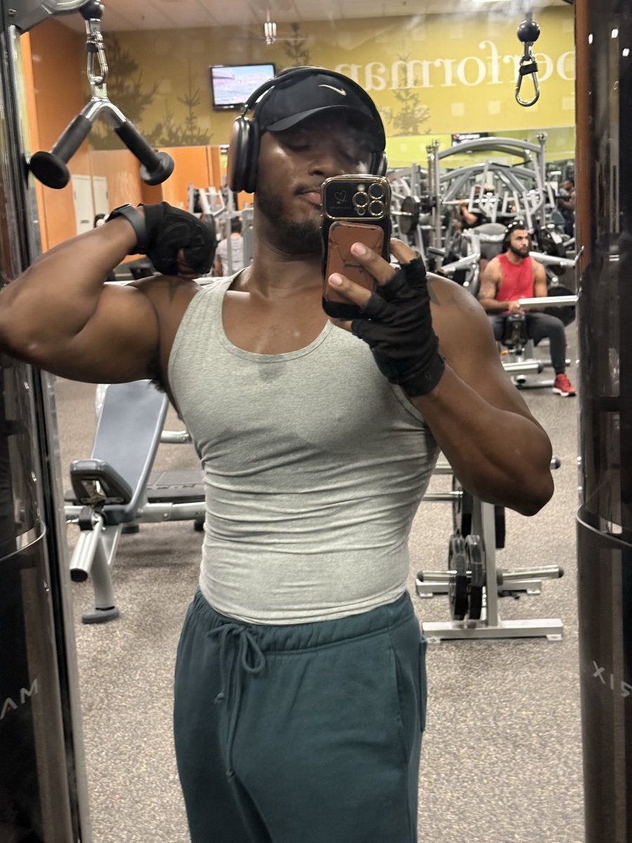 Be_inTIMidated's tweet image. Saturday gym flow 💪🏾