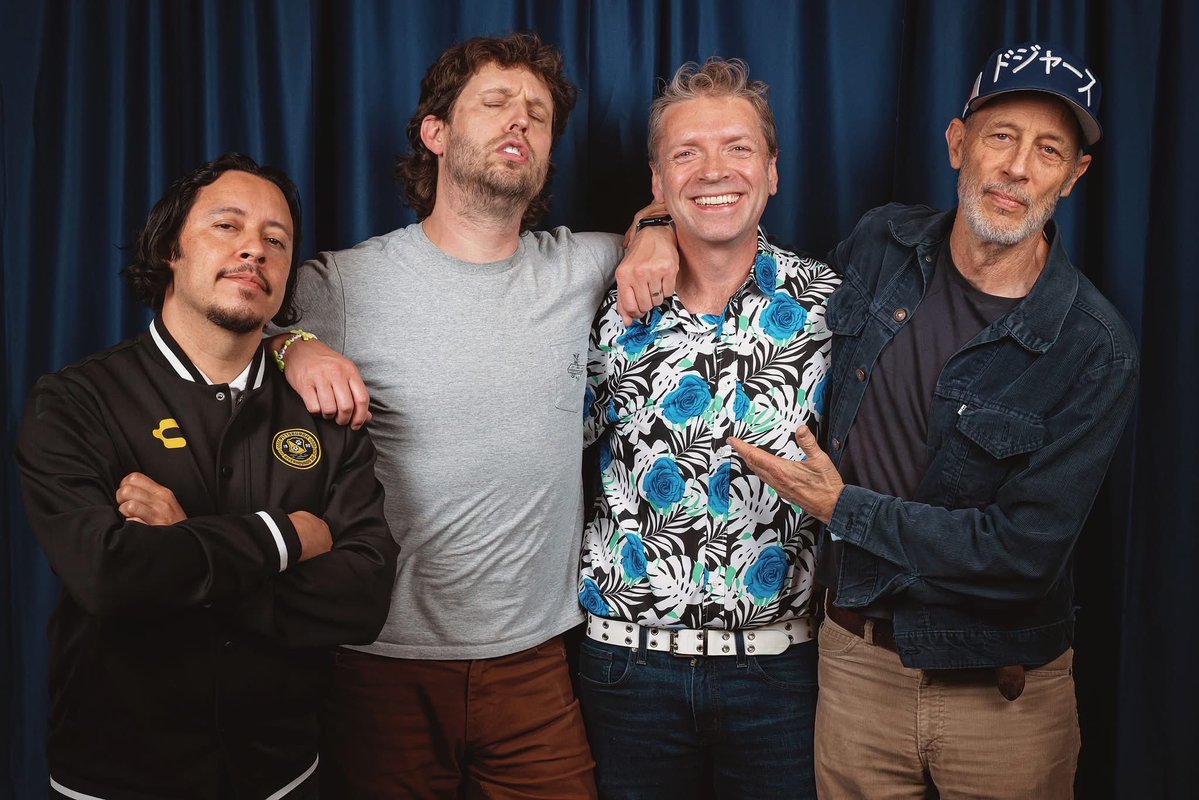 garycwarren's tweet image. Great time last night getting to hang with the Napoleon Dynamite guys.