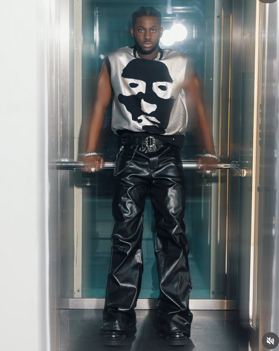 chockietee's tweet image. Slaying as the season's fiercest fashion icon! 💃🔥 K.O.Y.I.N.
This is the material I'm working with.
KOYIN SANUSI SAMOD 
#bbnaija