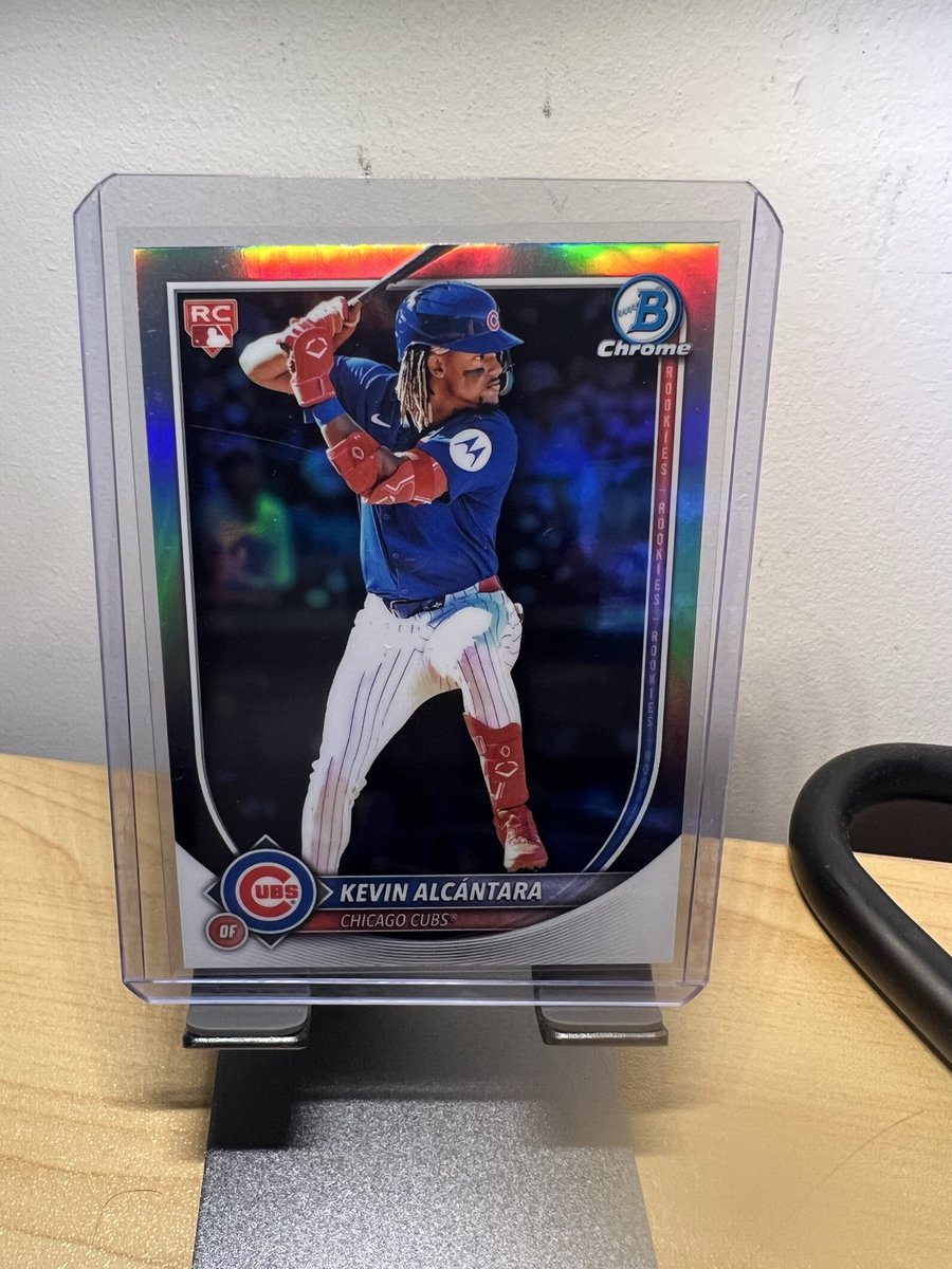 BasedCardGuy's tweet image. Check out Kevin Alcantara 2025 Bowman Chrome #44 Red Rookie Redemption RC Chicago Cubs ebay.us/m/xJVgeo #eBay via @eBay #TBBReposts #TBBCrew #CardsForSale #Cubs #GoCubsGo #MLB #MLBPlayoffs #CubsBrewers