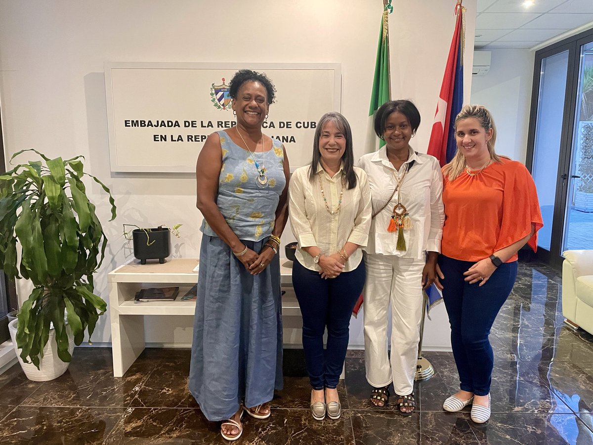 Pochi giorni prima dalla celebrazione del XVII Incontro di Cubani Residenti all'Estero, proseguono gli incontri tra il Comitato Organizzatore ed <a href="/EmbaCuba_Italia/">Embajada de Cuba en Italia</a> per garantire il successo di questo evento così importante per il nostro Paese e la sua comunità.