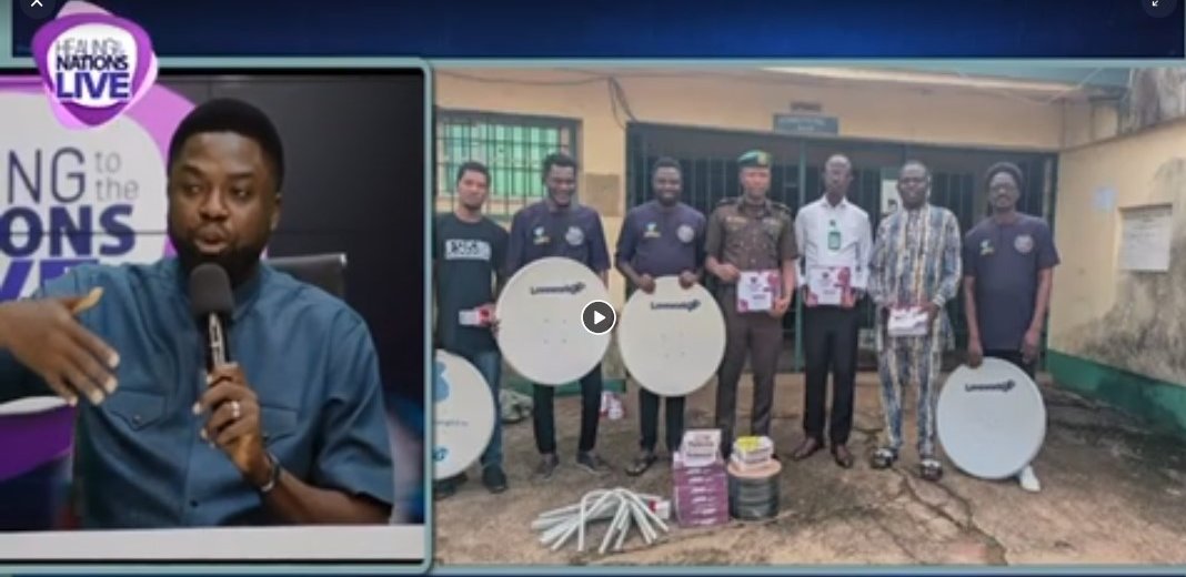 HSTV_'s tweet photo. Even inmates in prisons are not left out of the massive global Healing Crusade! 
Lives are being transformed behind bars through the power of the Healing Streams.
Watch this touching testimony on Healing To The Nations Live, airing now at https://t.co/UmFi2dA3Qt 🌍💫 #HTTNLive https://t.co/su2FF6bLGu