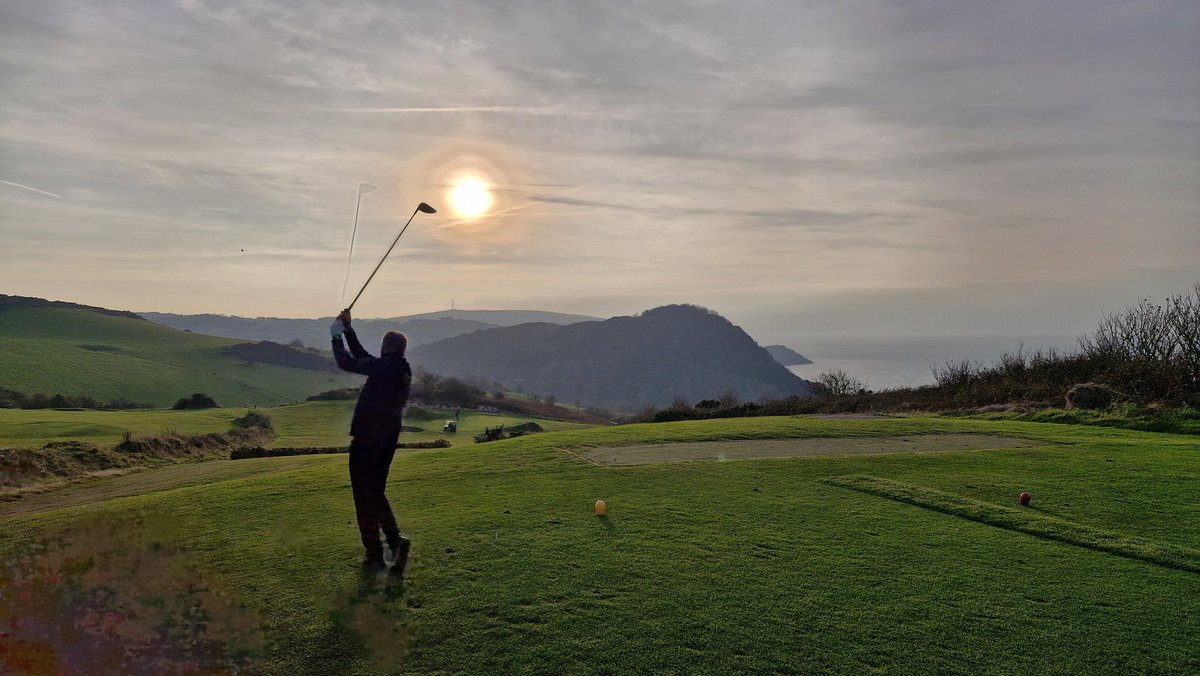 BootleBee's tweet image. Fore again ⛳🌞