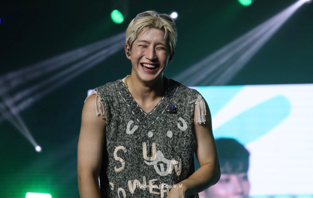 โปใ
tweet media