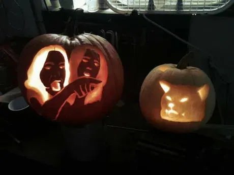 MarieIsabellaB's tweet image. I wish I had these carving skills🤣🤣🤣