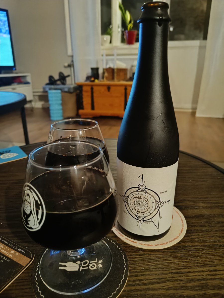 Verkar som många haft en bra period. Så måste passa på med ett tips. Fruktansvärt bra från 3 Sons Brewing. Fractional BA Buenas Noches. Benämnd som strong ale men i min värld en av dom bästa stouts jag druckit. Runt 550kr/50cl får anses som bra köp. Finns bla på Het Biermeisje
