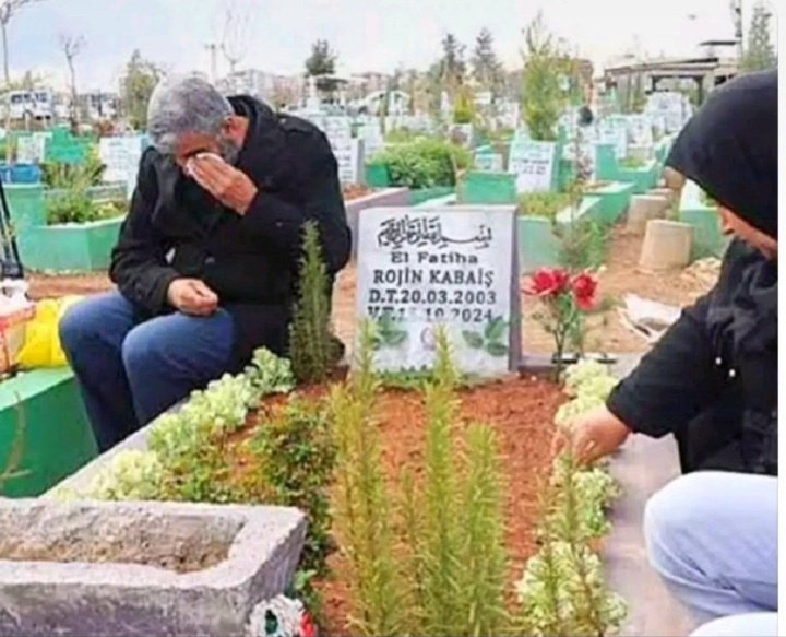 ROJİN burda toprak altında peki ya katiller?
#RojininKatilleriNerede
