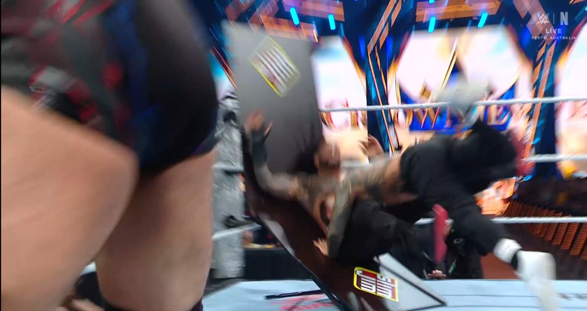 cardinalsbird's tweet image. I’m glad Jey did it, Jey doesn’t need his family, he’s successful on his own. Jey needs @Jaida_Parkerwwe by his side. Bring #OTM @BRONCO_WWE @Lucien_wwe on #WWERaw @WWEUsos @WWE @TripleH #WWECrownJewelML #WWECrownJewel #JeyUso #JaidaParker #YEET