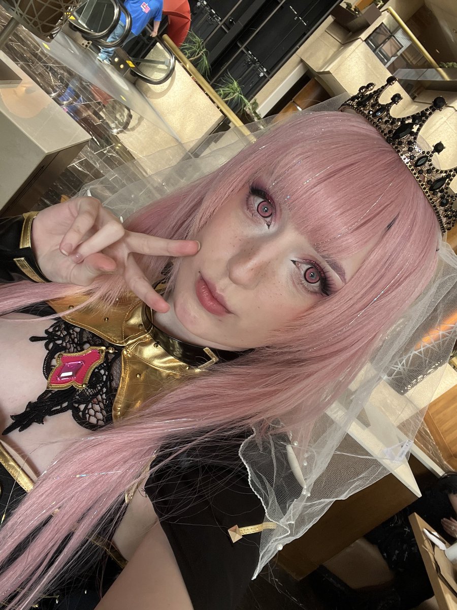 someone said to me "mori calliope i love your music" i hate to break it to u stranger but i'm not mori but ill pass the message onto her