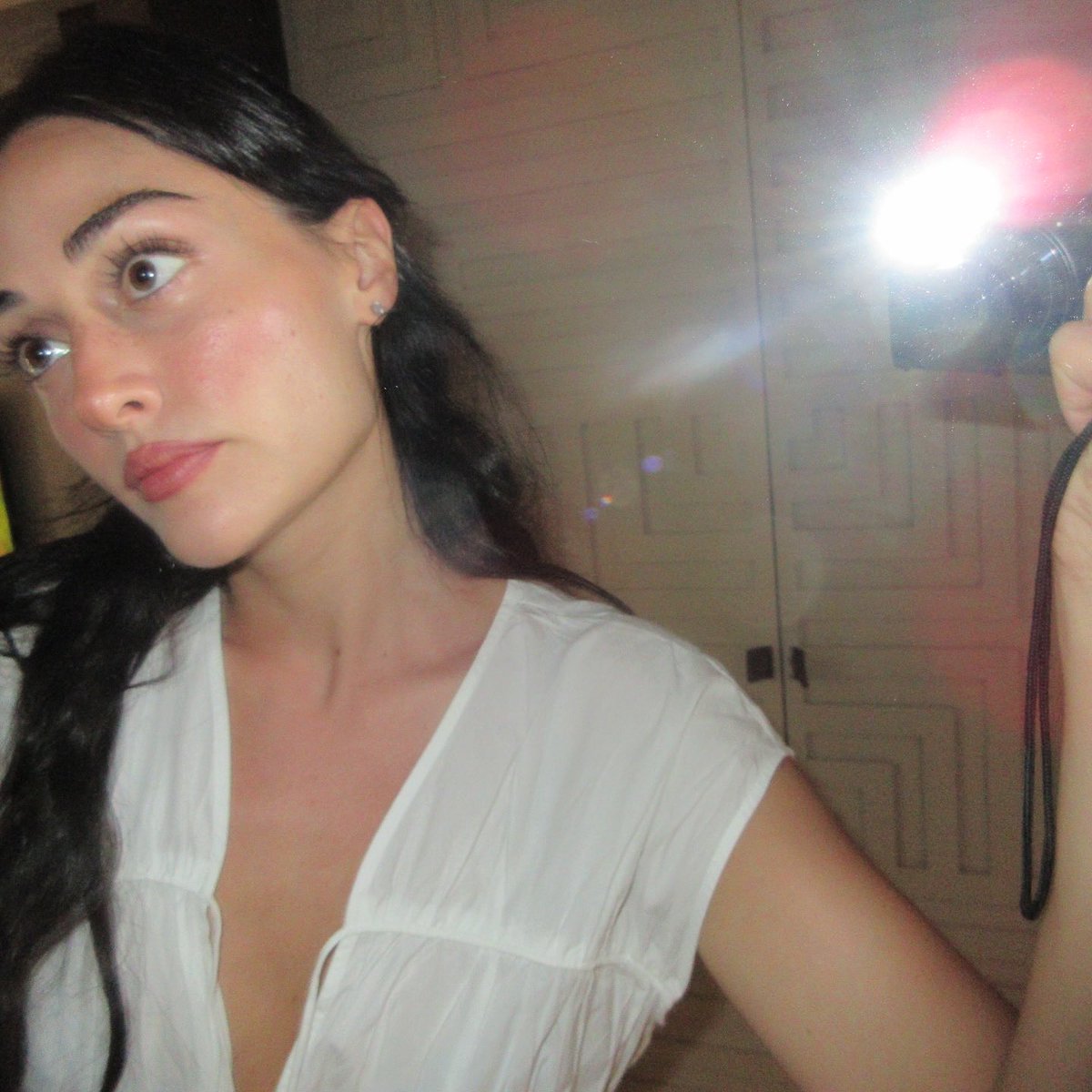 no context esra bilgiç (@nocontextesrab) on Twitter photo 