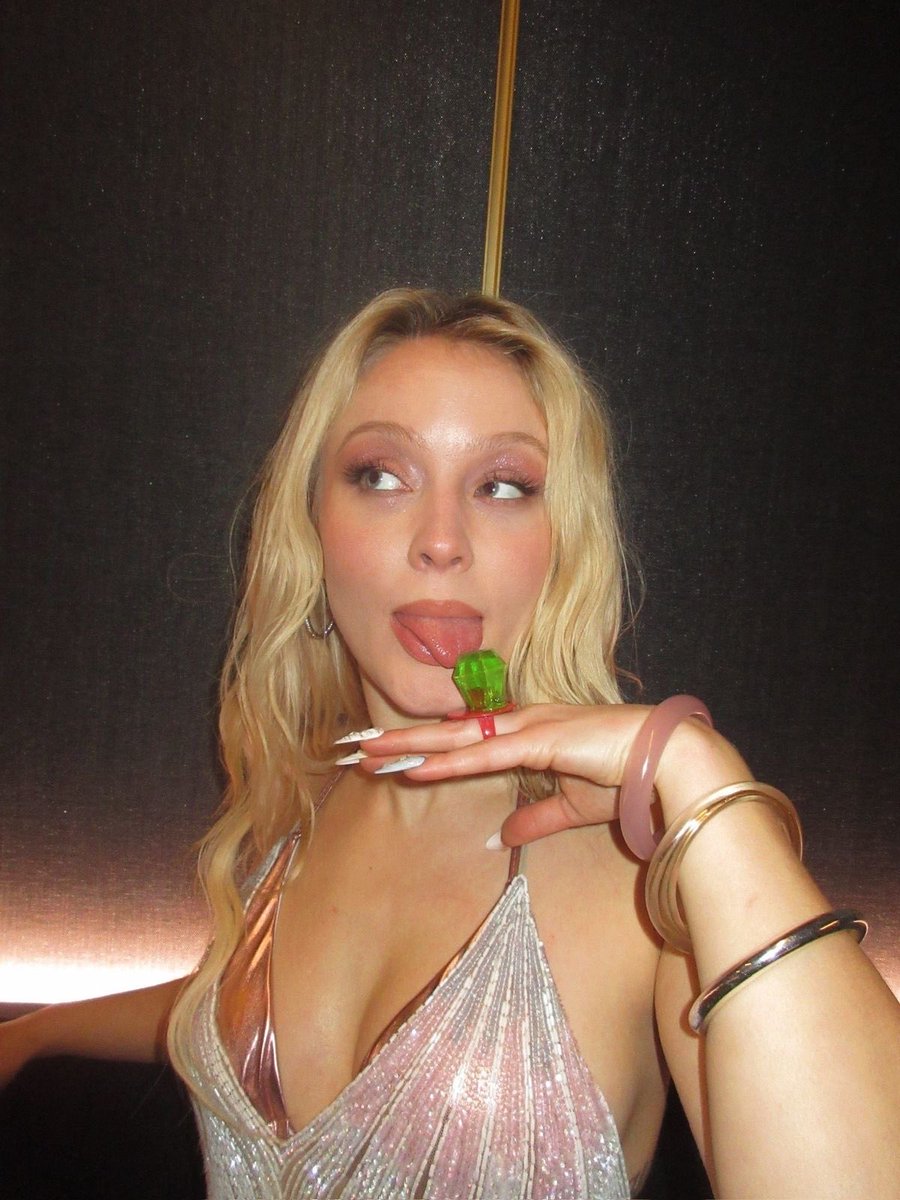 pttzara's tweet image. 🚨 “Stateside (Remix)” de PinkPantheress feat. Zara Larsson é o segundo remix mais ouvido do álbum Fancy Some More? 💿🩷
 Ela sempre entrega! 🌺🐬
 #ZaraLarsson #Stateside #PinkPantheress