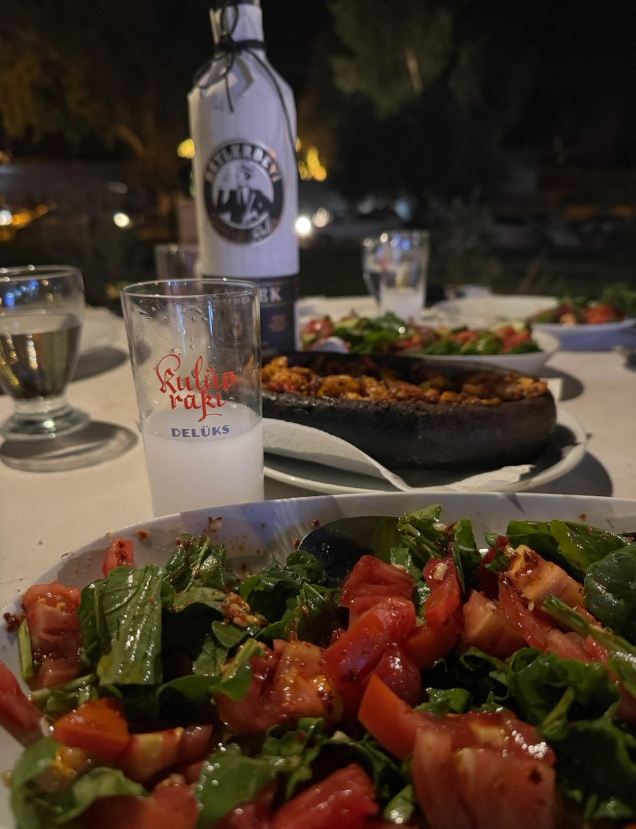 Cumartesi akşamları plan aynı