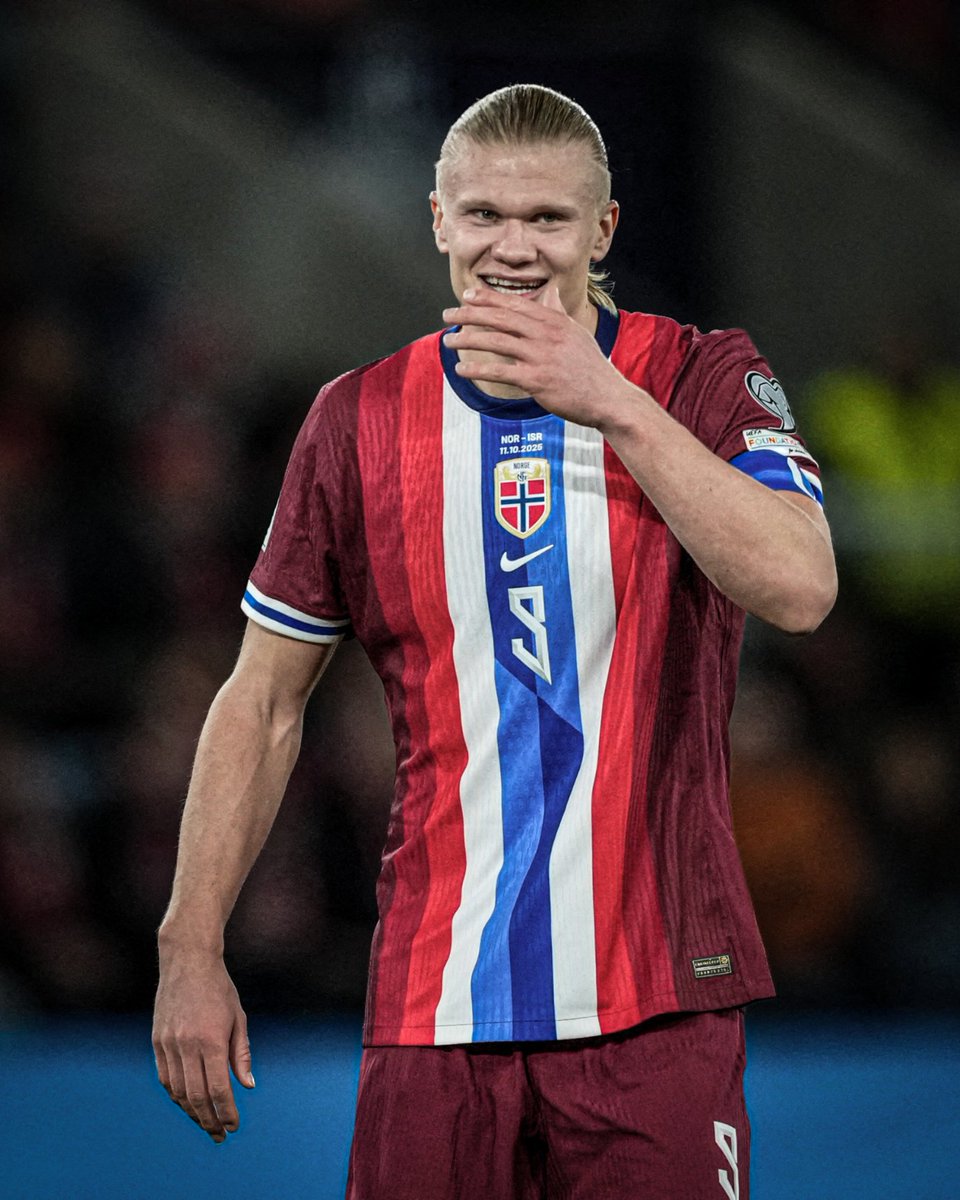 ESPNFC's tweet image. HAALAND WITH A HAT TRICK VS ISRAEL!

That&apos;s now EIGHT goals in his last two matches for Norway 🤯