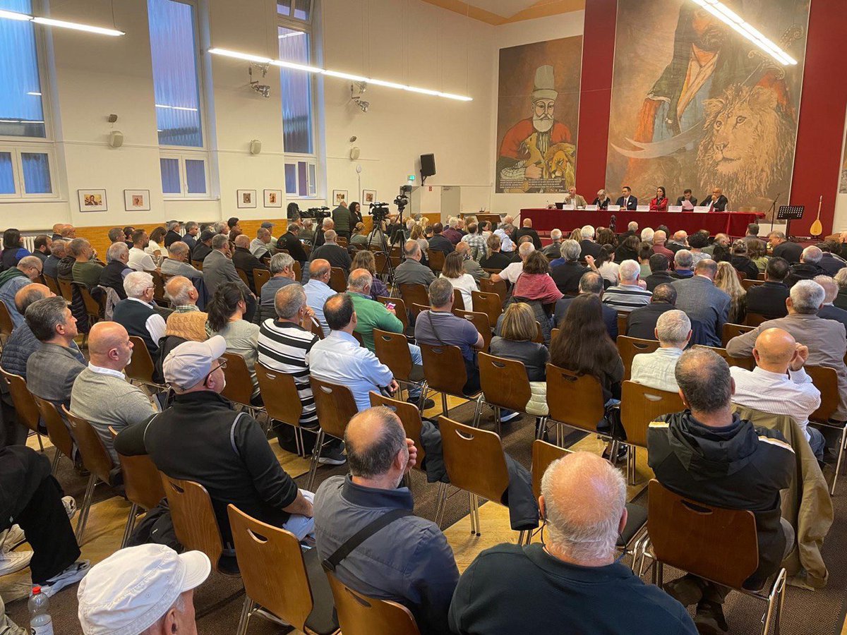 Tülay Hatimoğulları tweet media