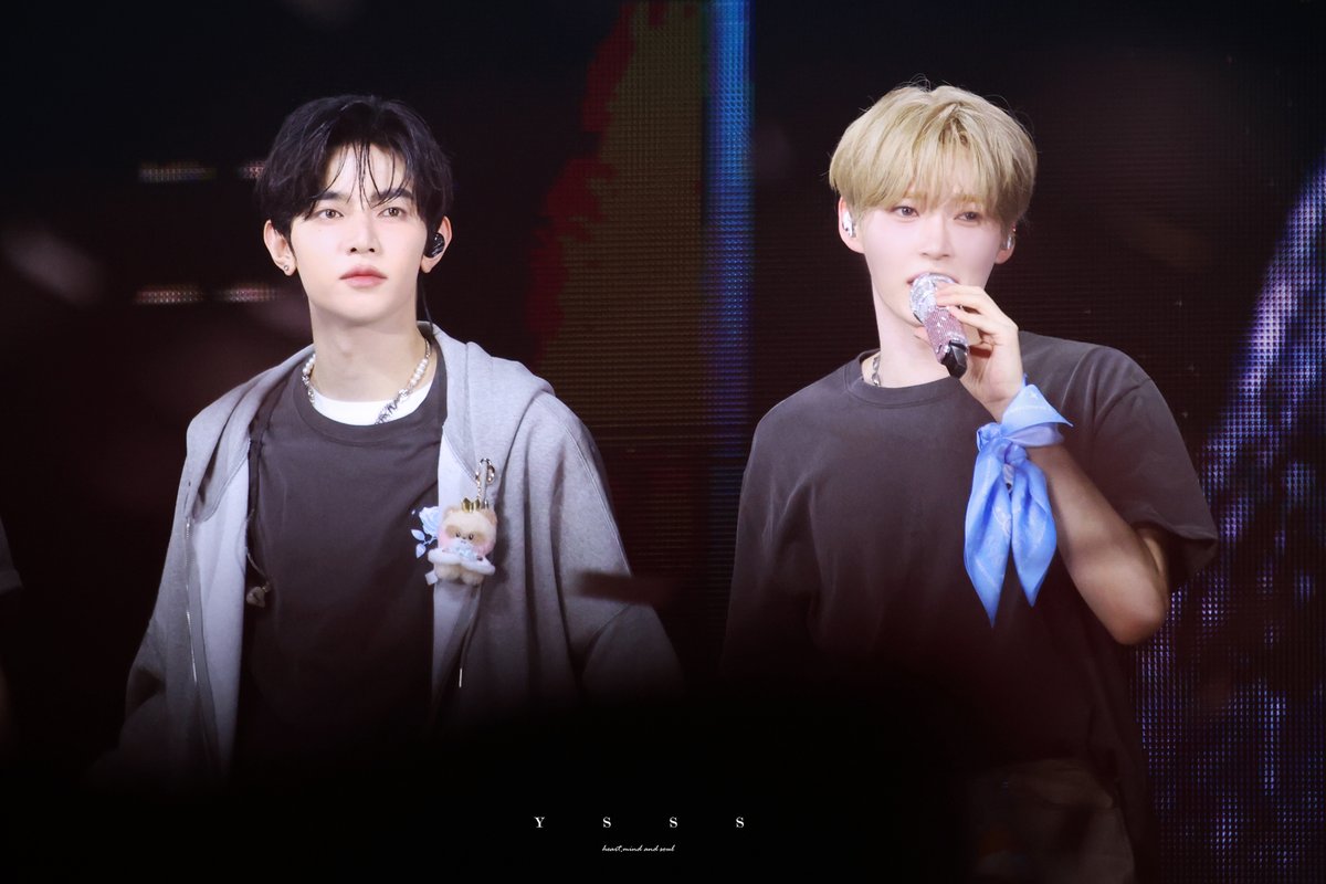 251004   🥹

 #성한빈 #SUNGHANBIN #成韩彬 #ソンハンビン #장하오 #ZHANGHAO #章昊 #ジャンハオ #제로베이스원 #ZEROBASEONE #ZB1 #HAOBIN