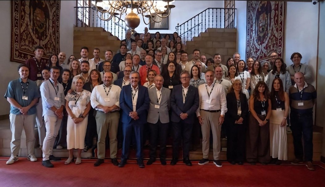 rmadridmartinez's tweet photo. Gracias a todo el equipo de @BNFIX_SPAIN en Asturias por la excelente organización del congreso en Oviedo. Ha sido un evento genial que hemos disfrutado enormemente. ¡Enhorabuena por el gran trabajo!#BNFIX https://t.co/HTys2A6bpB