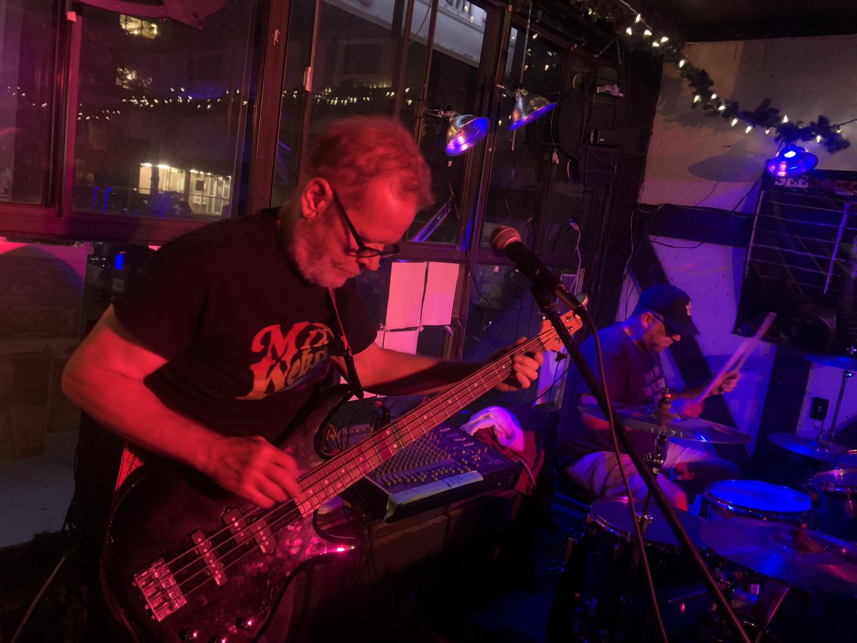 <a href="/LinsmoreTavern/">Linsmore Tavern</a> i got the Mix Webster tee too PS see the Fish again next week Southern Fried