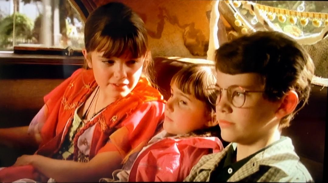 thespookygirll's tweet image. Halloweentown 🎃