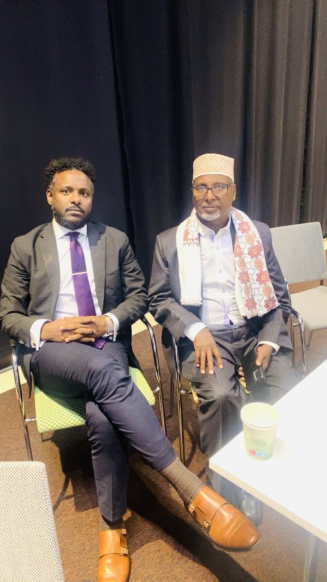 gortaque's tweet image. National Dialogue Forum! 

Au cours du forum, j’ai eu l’honneur d’échanger avec la représentante de l’Éthiopie 🇪🇹auprès des Nations Unies 🇺🇳, le président de la Commission nationale du dialogue éthiopien, ainsi que notre #doyen. 

Nos #discussions ont porté sur la diplomatie…