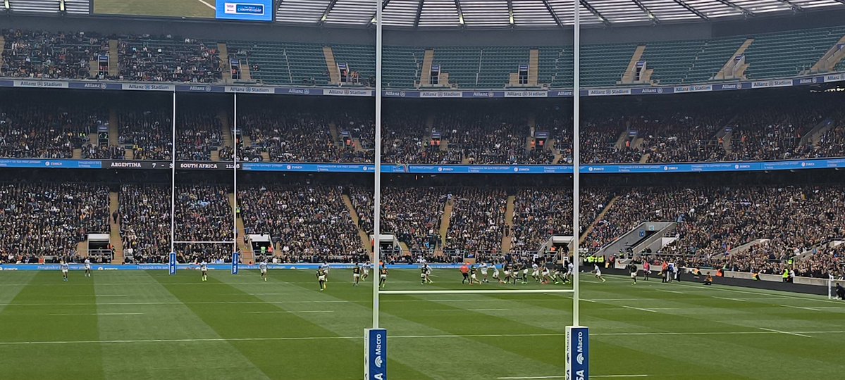 javierforcen's tweet image. Desde el mítico Twickenham, viendo a mis #Springboks jugando con los #Pumas.
#UneteALaMele