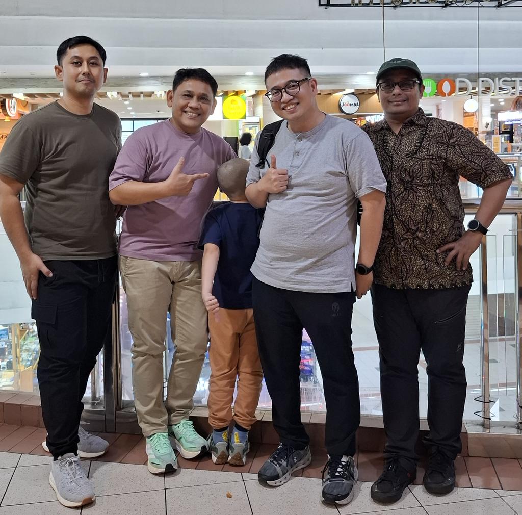 weshley hutagalung tweet media