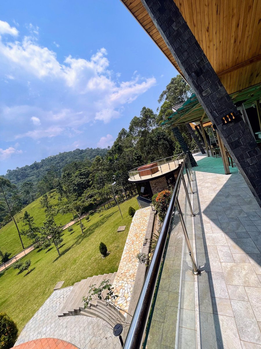 Weekend is for  moving around
Take a little pictures
Relax your mind
Set for a week

Shots from <a href="/Kyangabi_Resort/">Kyangabi Crater Resort</a>