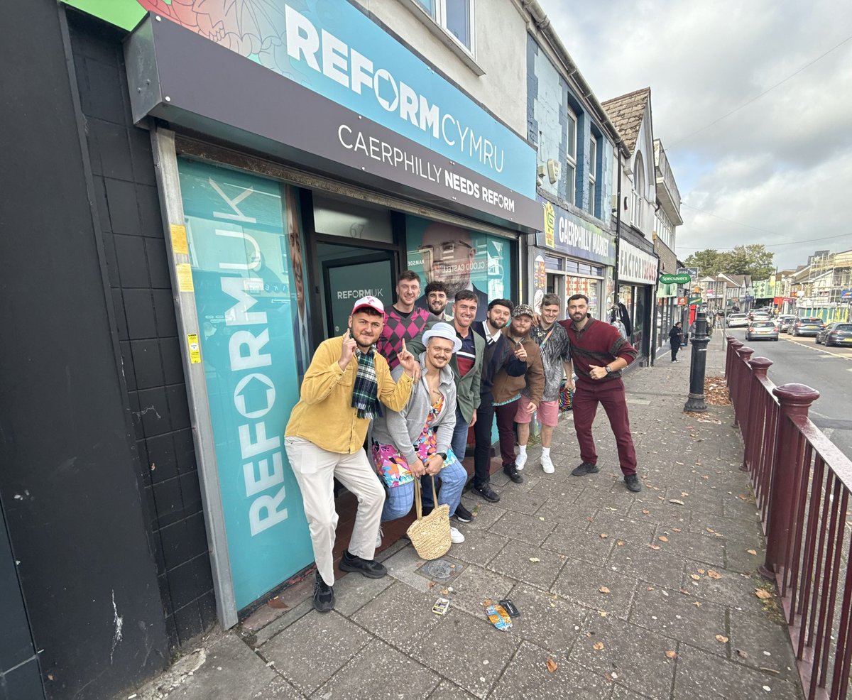 Rhys davies tweet media