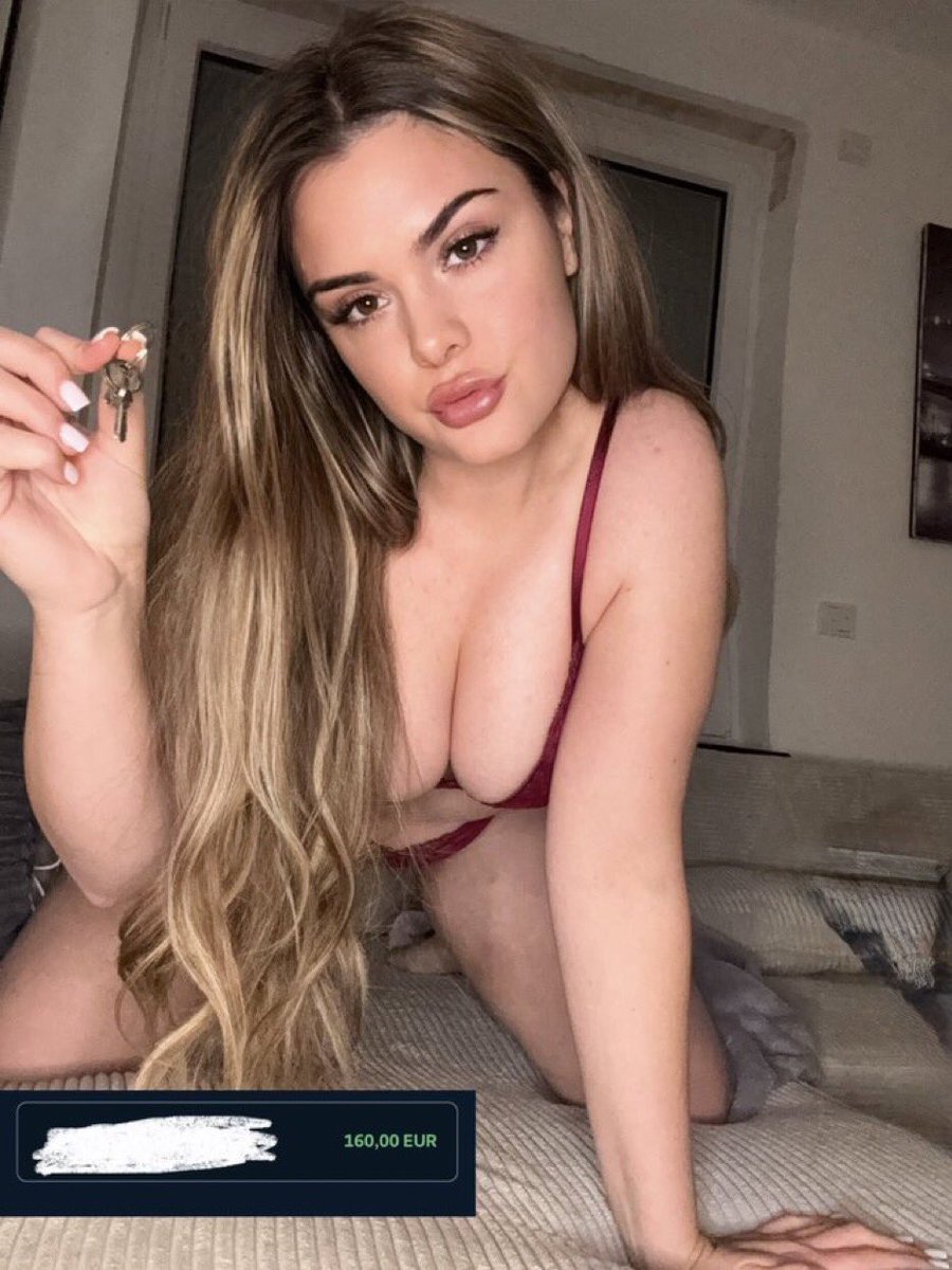 Moneydomleea's tweet image. Dispo ignorecam 
Tu me regardes traiter mes dossiers 
Tu te branles
Tu gicles quand je te l’ordonne 💗