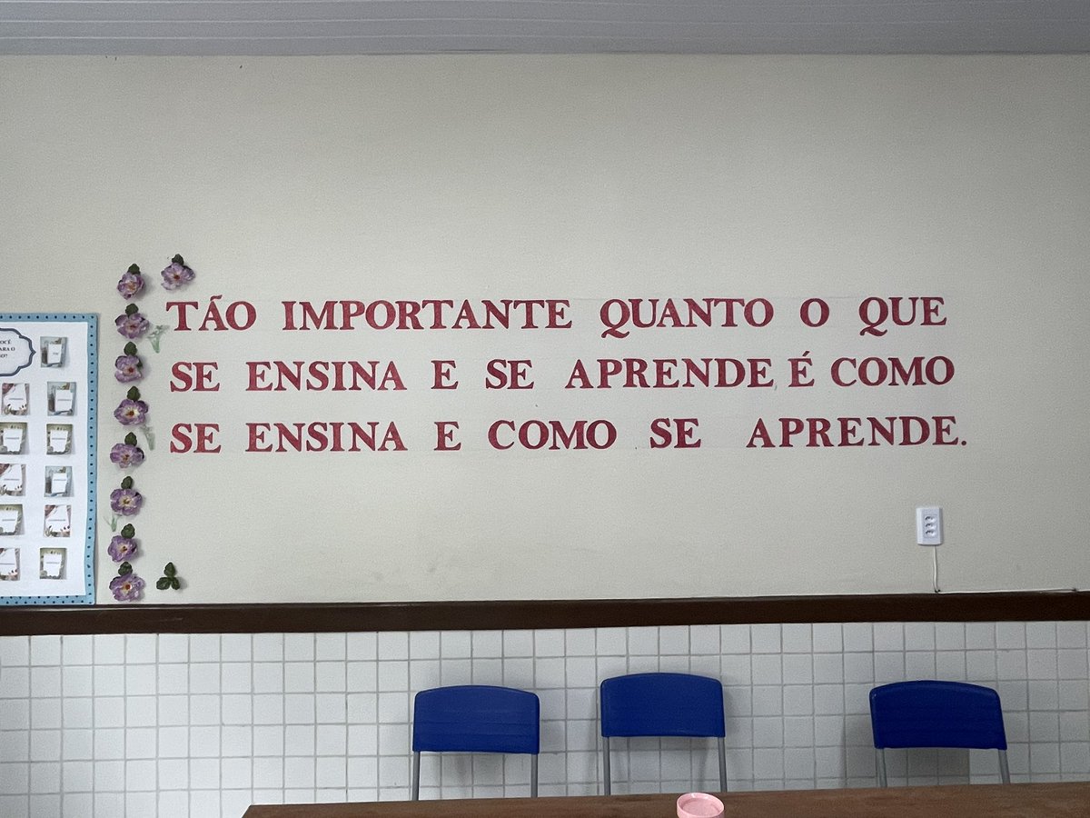 jhonatanalmada's tweet image. Uma escola pública no interior do Brasil
