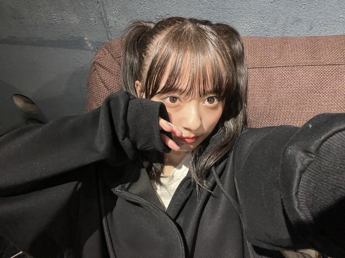 初日でした！どうだったかな、前を見て歌ったらたくさんならず者がいて笑顔になったよ
やっぱりライブはいいです
ならず者とのライブがだいすき！

みんなとわたしたちとでASPだー
わたし、誰にもついていかないようにしますからね。
1ヶ月後 次は大阪でお待ちしてますっ
#ASPCRUSH