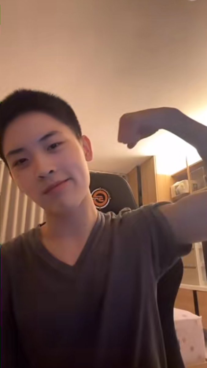 เจ้าตัวเหล็กของแม่

ㅡ #totothayawat