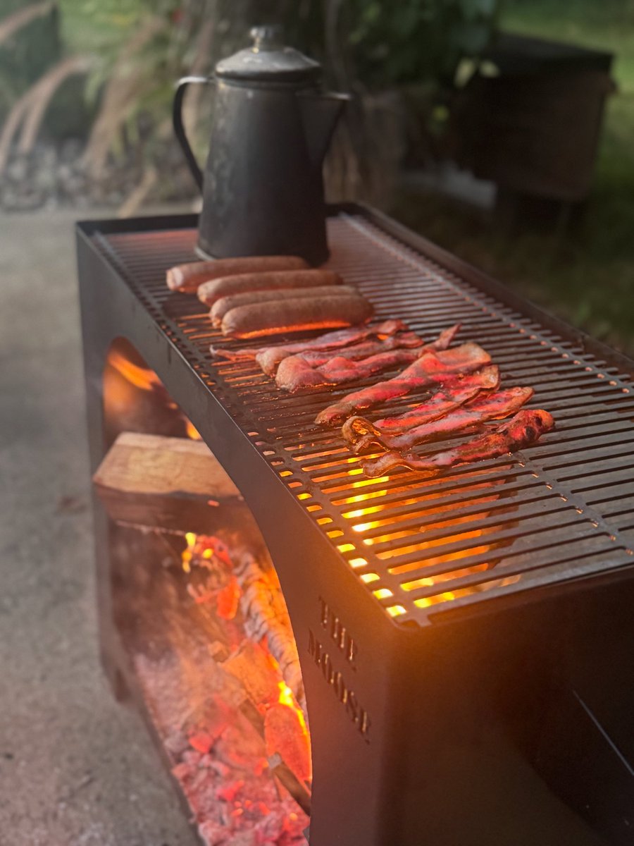 The Moose Fireplace Grill tweet media