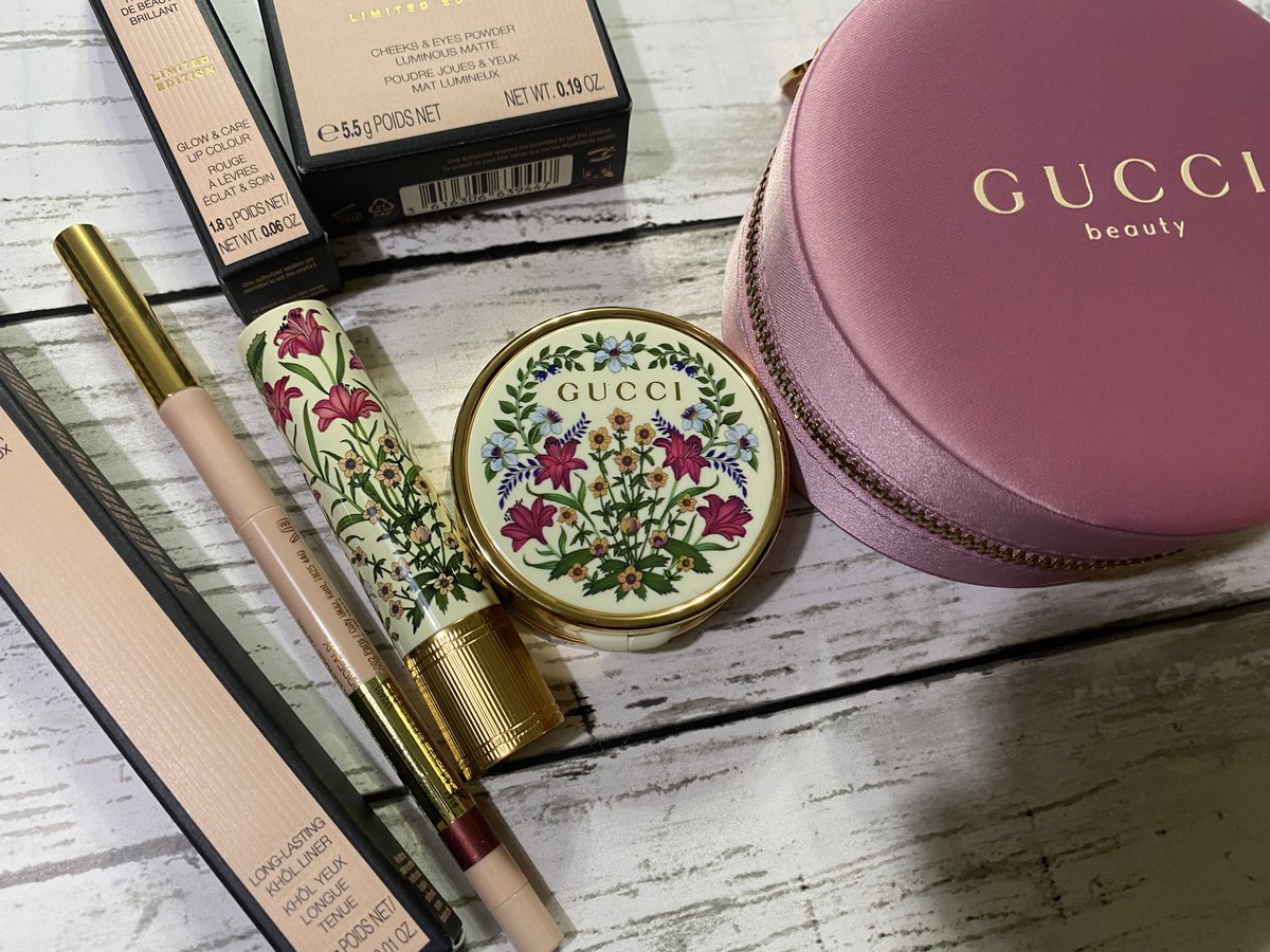 GUCCI Éternité de Beauté おまけ付き 先日万博行ったついでに心斎橋GUCCI BEAUTY でお買い物してノベルティ