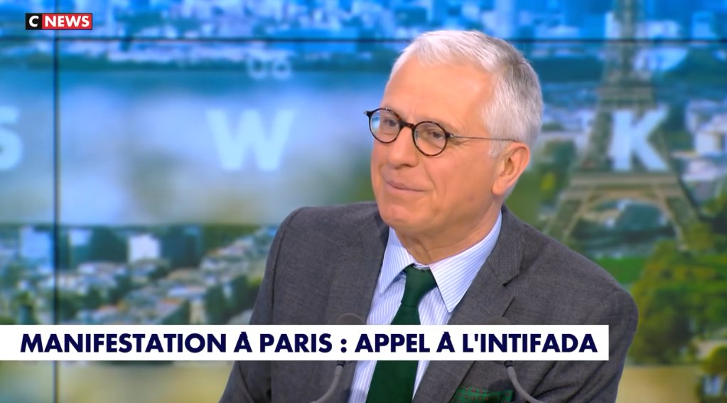 400.000 téléspectateurs pour #MidiNewsWeekEnd avec <a href="/ThierryCabannes/">Thierry Cabannes</a> toujours leader sur les chaînes info hier sur #CNEWS. L'émission a réalisé son record historique sur les 25/49 ans avec 4.6% sur cette cible. Notre article est ici: mediasinfosblog.wordpress.com/2025/10/04/dec…