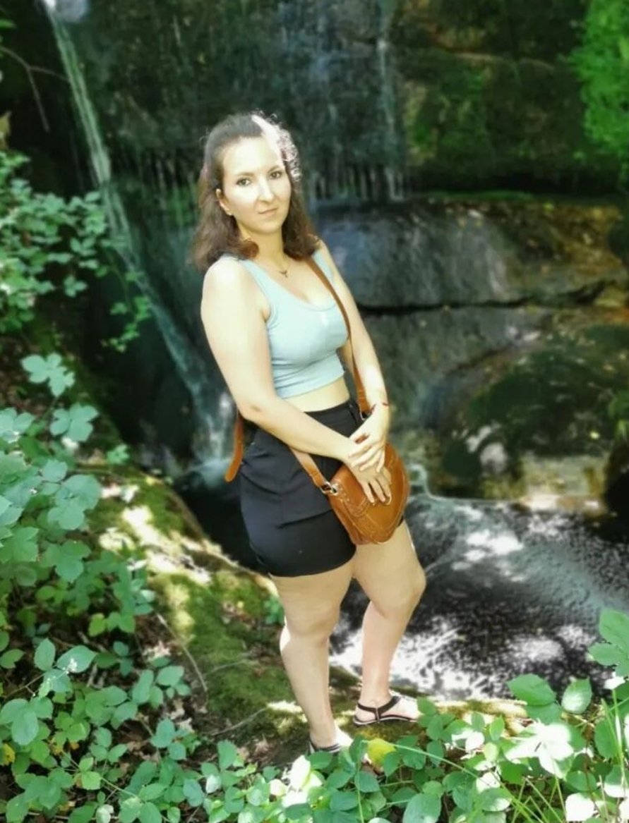 pour83640's tweet photo. Sabrina, voisine marocaine très très coquine 💯🔥 RT pour voir encore
@nofacemodele @Photo_pro31 @OrgasmicGroup @lafranceporno @FRofmym @FrancaisesSexy @Body_Art_be_fr @VirtuAss @JoliesFormes8 @amateur_star55 @AmatricesCoquin @lecleash @DLingeriesexy @retweet_french https://t.co/N7OwFmoAC4