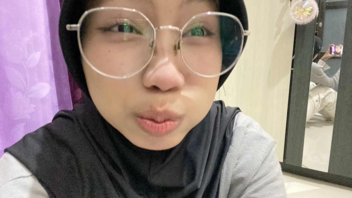 aya OPEN COMMISION tweet media