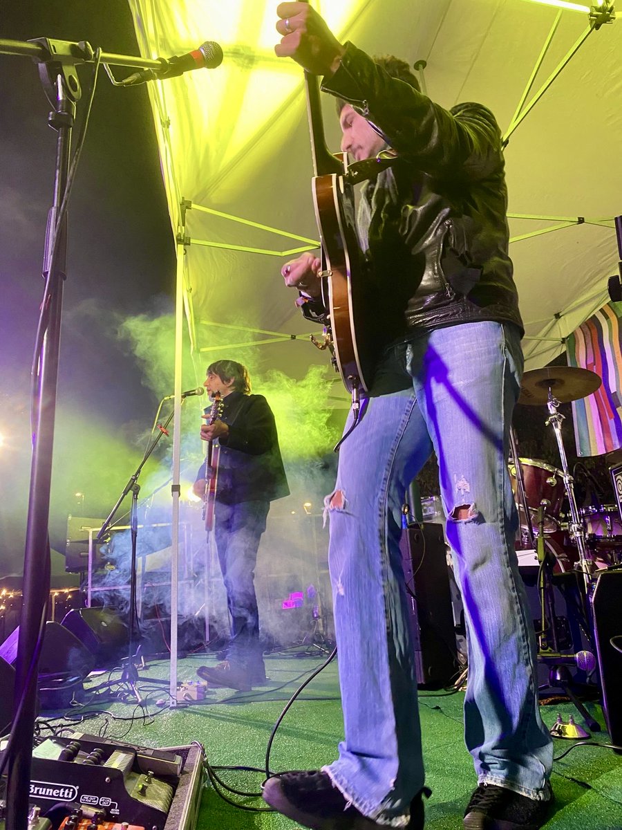 Temponauts's tweet image. The Temponauts live @ Other Eyes Festival!

#janglepop #janglerock #powerpop #paisleyunderground #garagerock #garagepop #Othereyesrecords #othereyesfestival