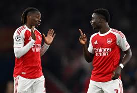 kathy81899's tweet photo. HALFTIME at the Emirates!  Arsenal pushing hard, but West Ham’s defense is holding firm!  Who’s turning this derby around in the second half?  #ARSvWHU #PremierLeague  

get news link:https://t.co/mHOunQ5eZq https://t.co/6G4kSaGS5q