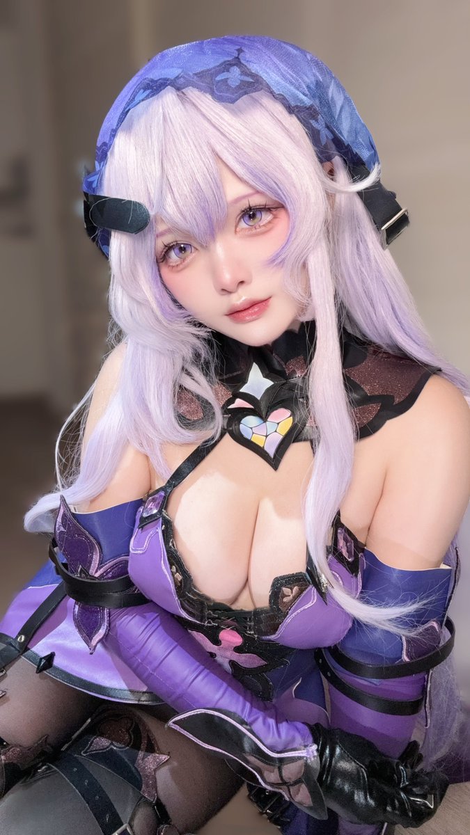 わたしが占ってあげるわ... 
#HonkaiStarRail #Blackswan #cos 
#崩壊スタ一レイル #ブラックスワン