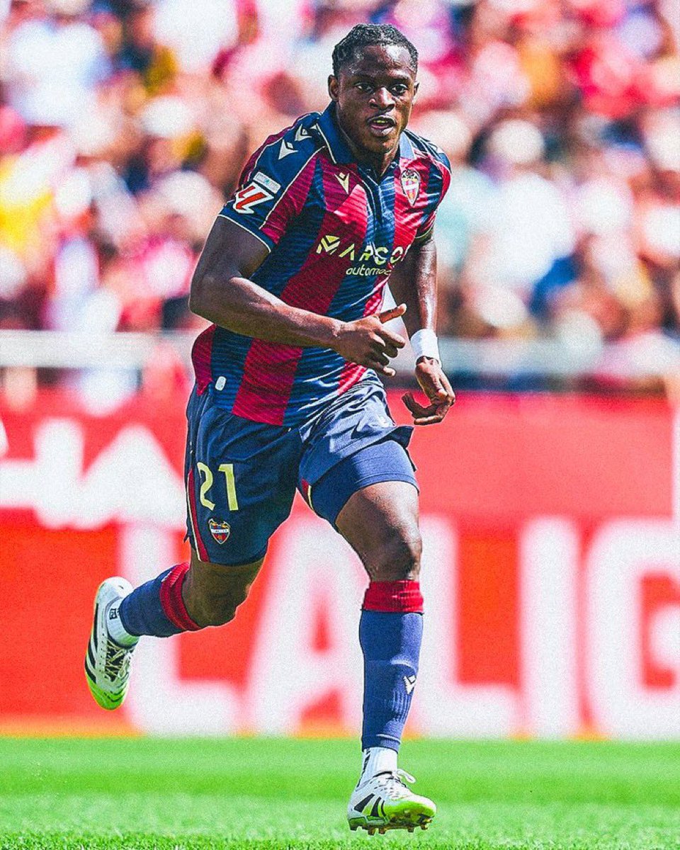 footmercato's tweet photo. KARL ETTA EYONG BUTEUR UNE NOUVELLE FOIS ! 😮‍💨🇨🇲

Le camerounais est en feu cette saison. https://t.co/2zlNkKf3Ye