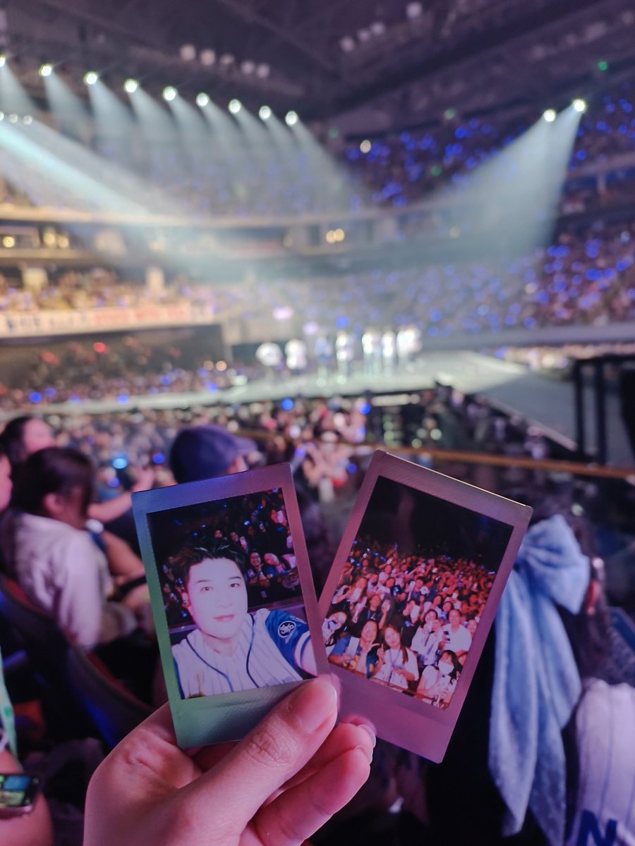 SHINDONG TOOK MY INSTAXXXXX HUHUHU I LOVE YOUUUU <a href="/ShinsFriends/">신동</a> 
#SS10Manila