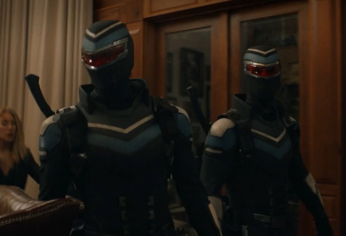 J’arrête pas de débattre avec un pote, pour vous c’est lequel des Vigilante qui a attaqué le père de Peacemaker ?