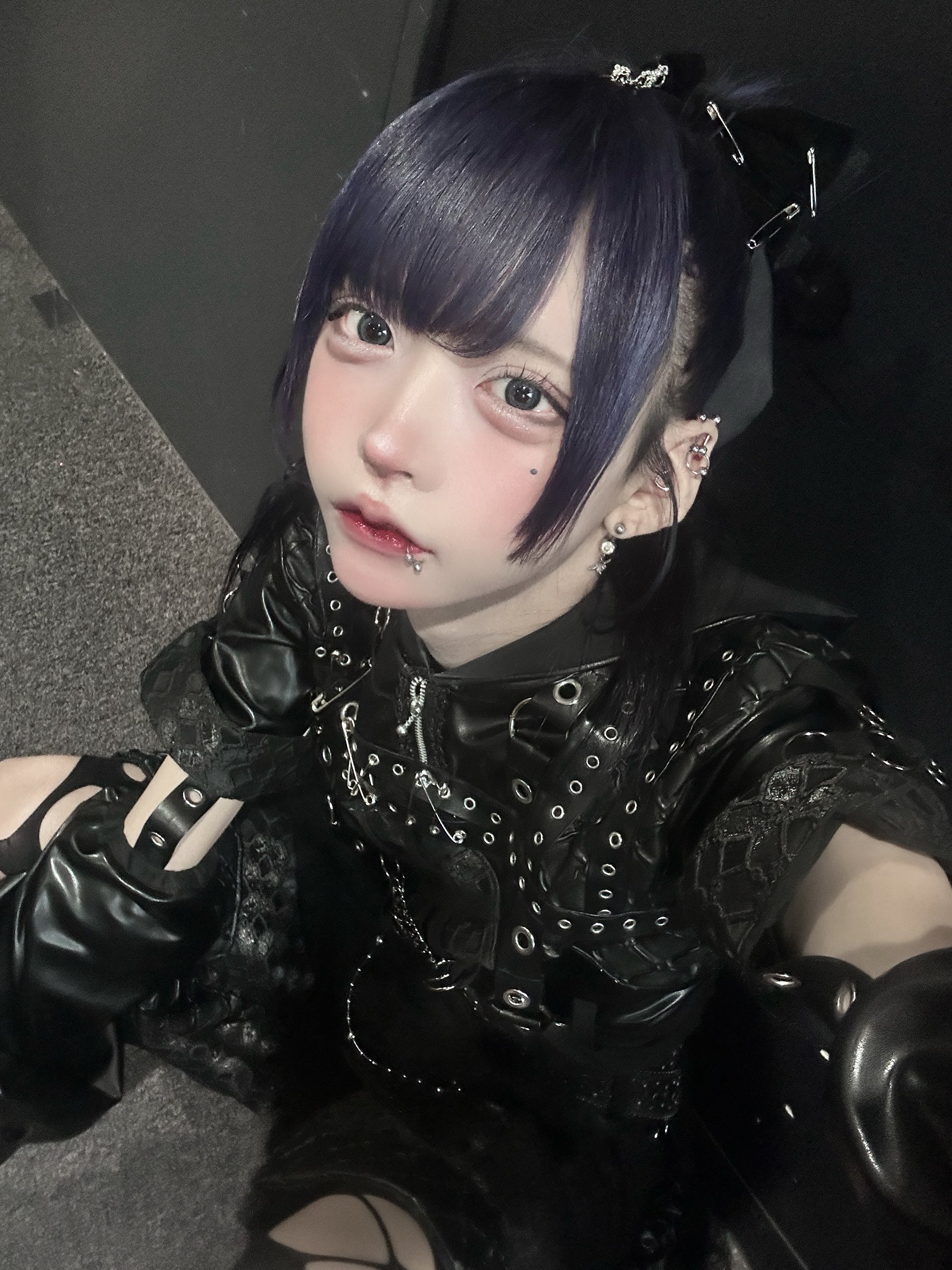 乃木坂46 - はやて 61Yt0ab7WoL._UF350,350_QL50_.jpg