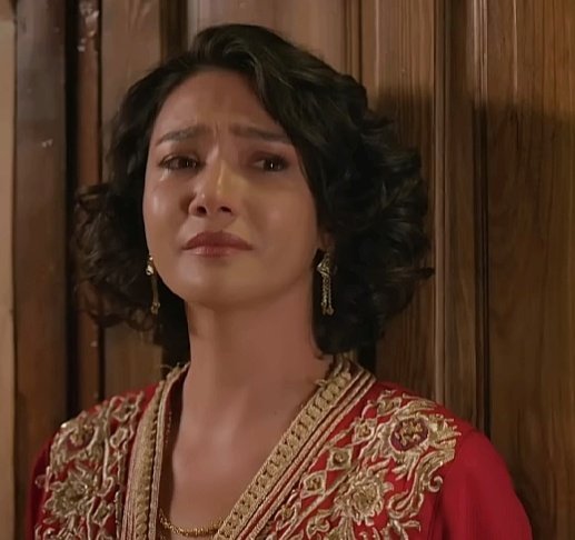 kocasını başka kadına peşkeş çekmedi diye shipçiler tarafından linç yiyen ilk karakter : melek 

#halefköklerinçağrısı