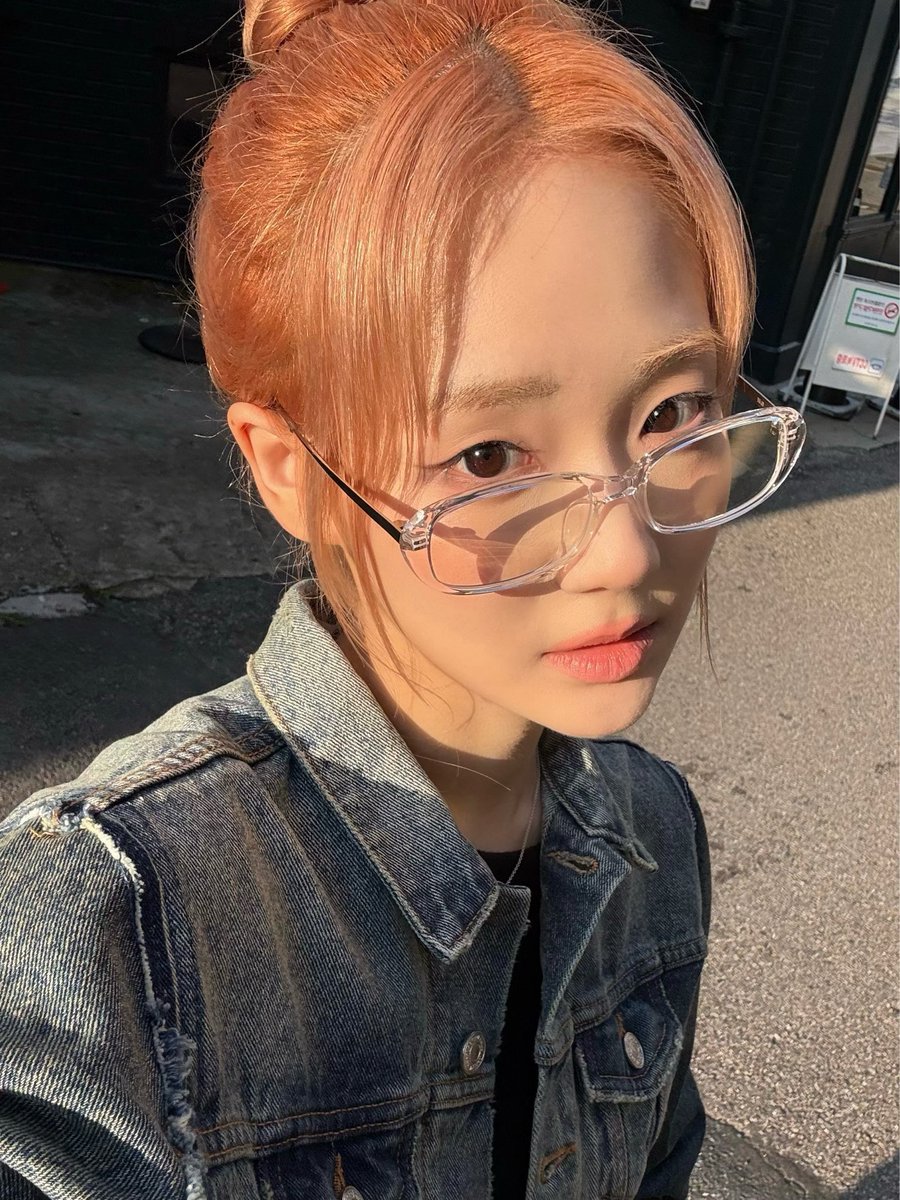 S1daily's tweet photo. 🐶 251004 fromm update [#윤서연]

absolutely gorgeous https://t.co/J1yXlqCiFl