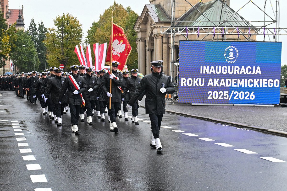 Politech_Morska's tweet photo. Politechnika Morska w #Szczecin zainaugurowała nowy rok akademicki, więcej>> https://t.co/WtCqetnHJw https://t.co/Lkcy0AedzX