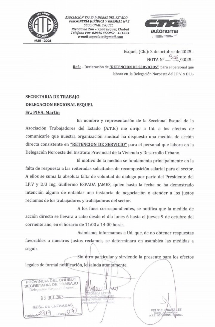 #FélixGonzálezConducción 
🛑 Trabajadores del IPV anuncian Retención de Servicios #Esquel 
La medida, en reclamo de recomposición salarial, se concretará desde el lunes 6 al jueves 9 de Octubre. 
<a href="/adatasur/">ADataSur</a> <a href="/ateprensa/">Prensa ATE Nacional</a>
<a href="/chubut_sindical/">Chubut Sindical</a> <a href="/marceloherbas19/">Marcelo Herbas</a>
