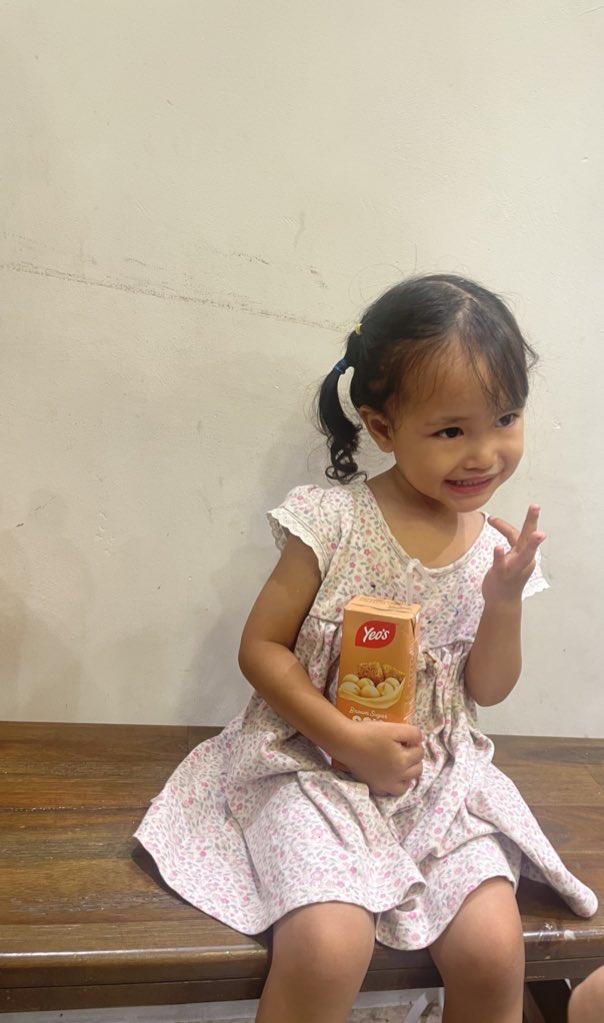 Best pula merasa minum Yeo’s brown sugar baru ni. Rasa karamel dia manis juga tapi tak over sangat. Rasa macam karamel boba milk tea tu sikit. Sedap kalau sejuk lagi padu layan tengah panas. Kalau tapau minum kat rumah letak ice. Kids pun suka minum

#yeosmy